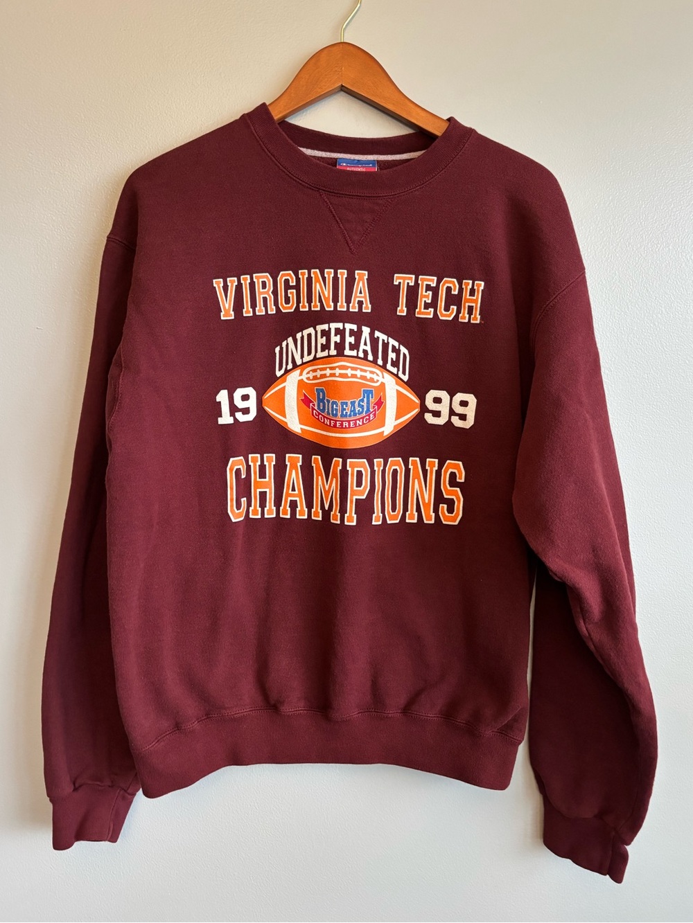 Virginia Tech Undefeated Champions 1999
Football Big East Conference Sweatshirt